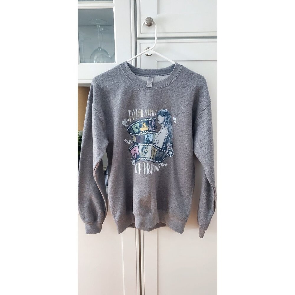 Taylor Swift The Eras Tour Gray Sweatshirt Small Crewneck